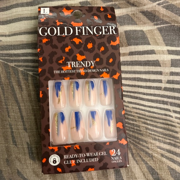 5 NIB Sets of Press On Nails - Picture 4 of 4